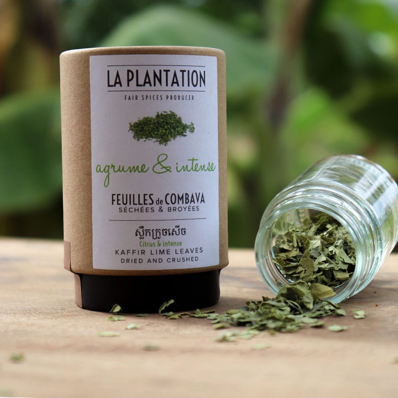 Feuilles de Combava concassées